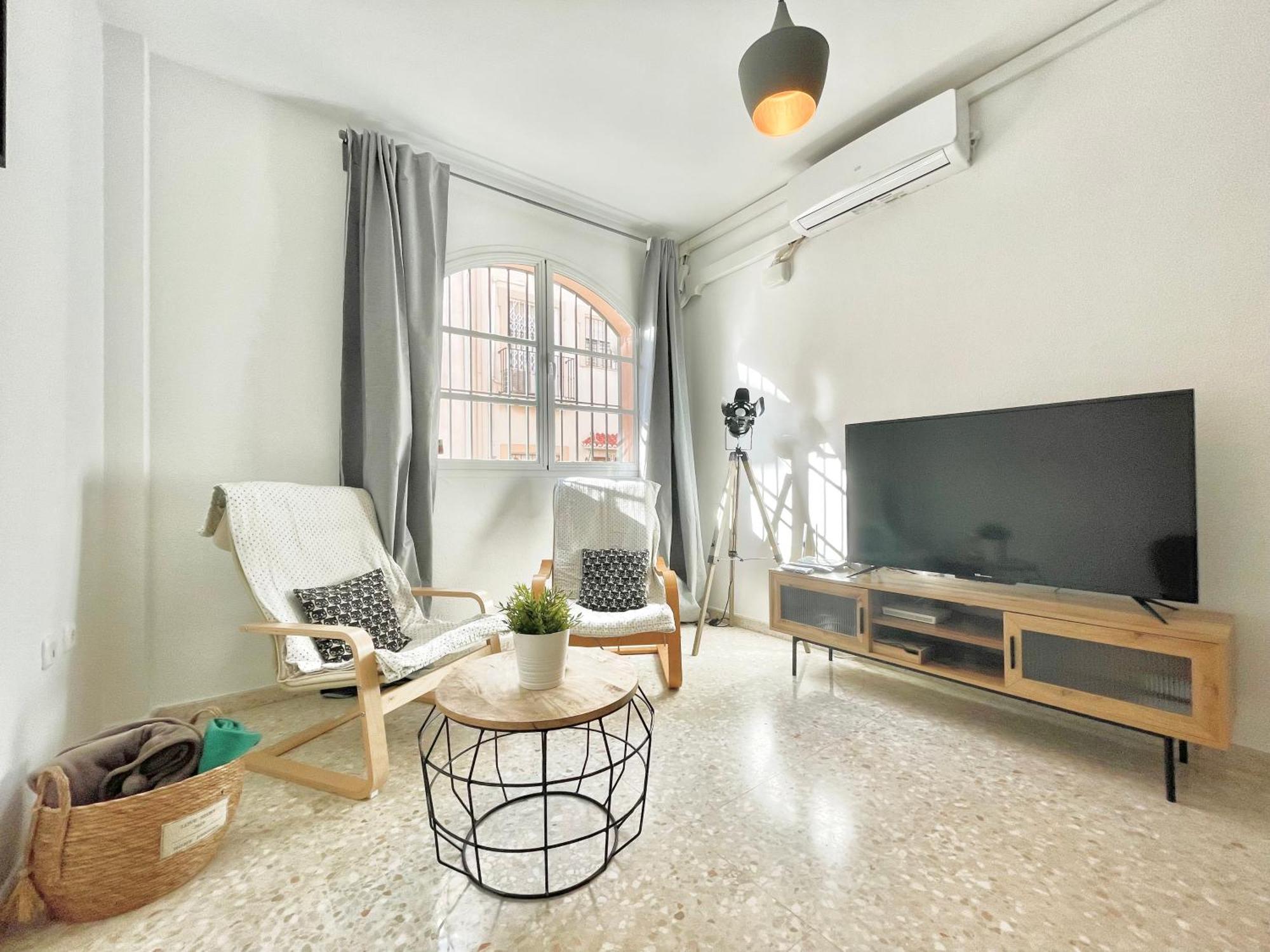 Centrico 2 Dormitorios Con Parking En La Trinidad Málaga Exteriör bild
