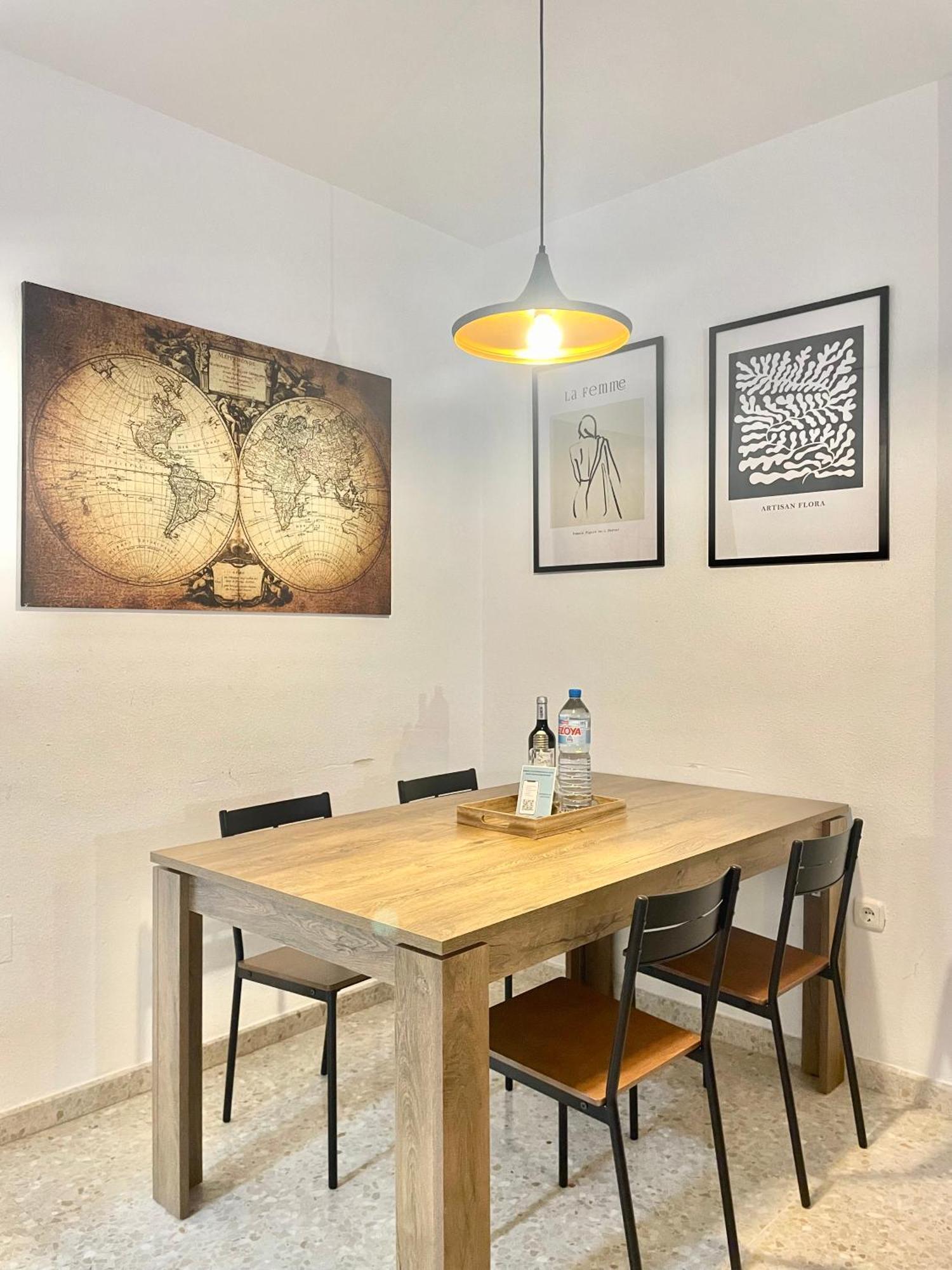 Centrico 2 Dormitorios Con Parking En La Trinidad Málaga Exteriör bild
