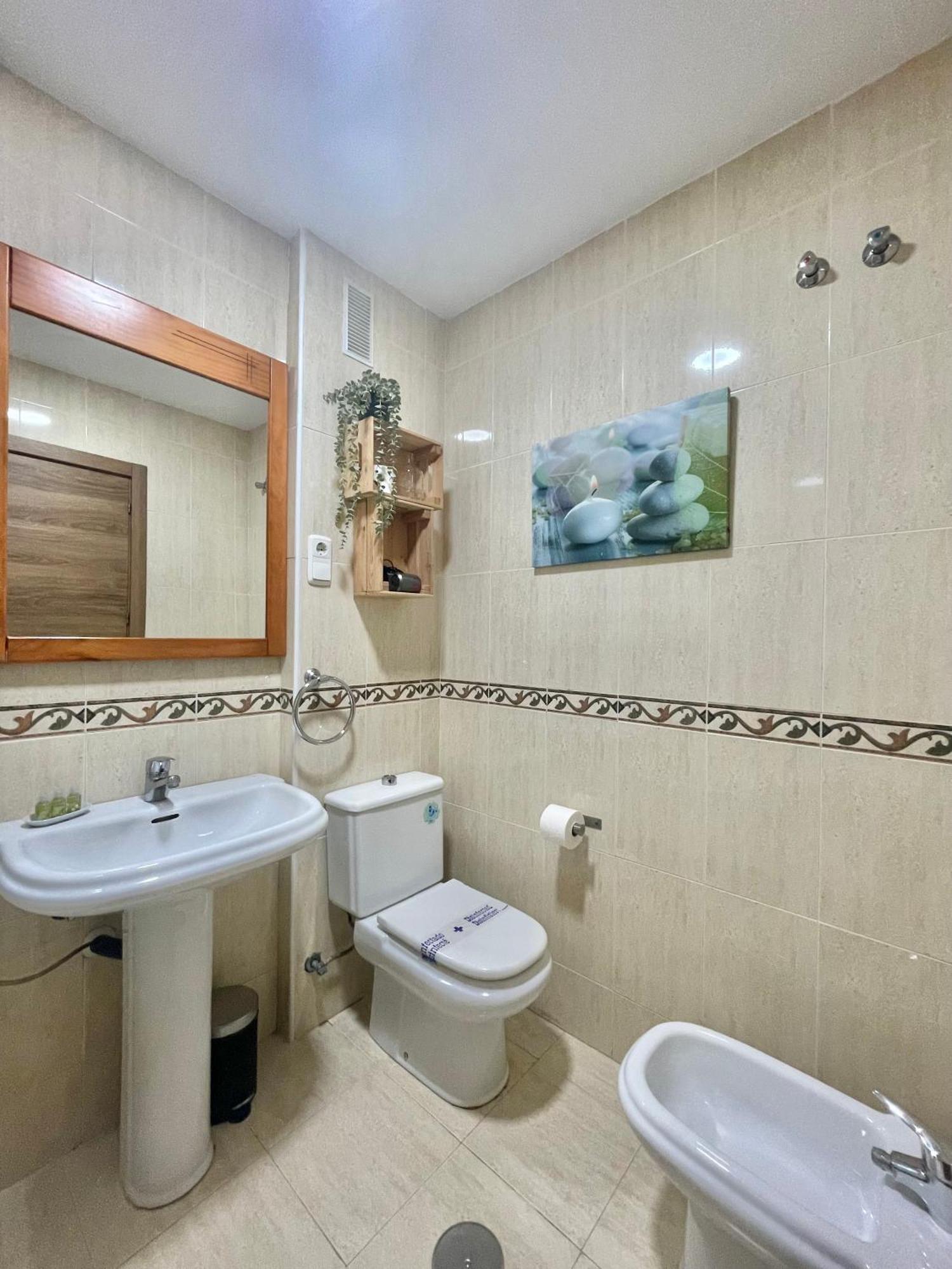 Centrico 2 Dormitorios Con Parking En La Trinidad Málaga Exteriör bild